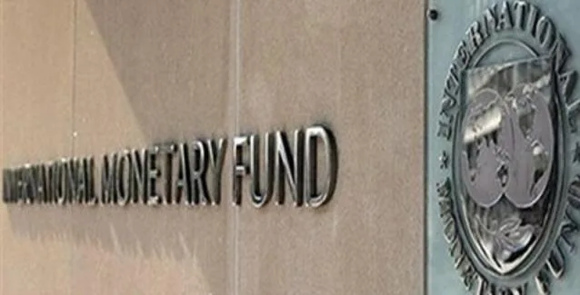 ΔΝΤ: Αναβολή στην παροχολογία της κυβέρνησης λόγω φρένου που επιβάλλει το Ταμείο