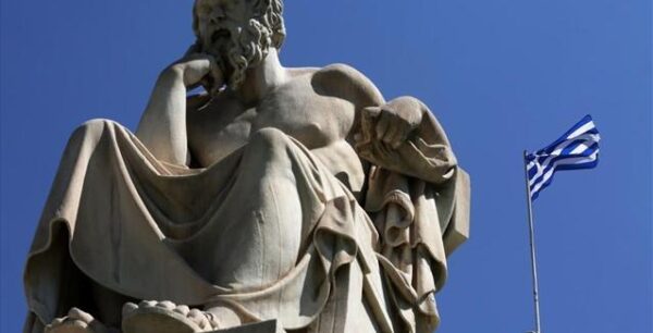 ΟΟΣΑ: Ανάπτυξη 2,1-2,2% έως το 2020, «καμπανάκι» για επενδύσεις