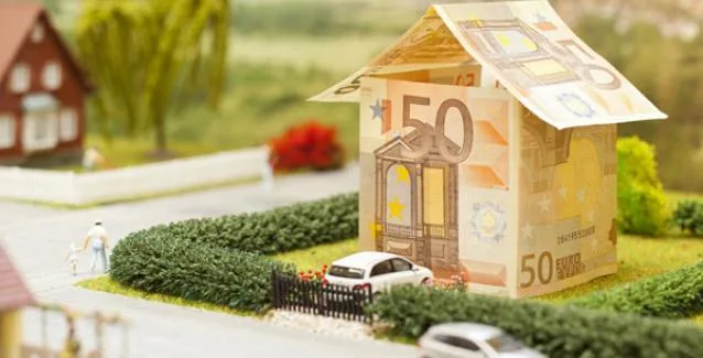 ΕΝΦΙΑ: Ποιούς αφορούν οι μειώσεις έως και 50%