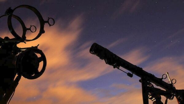 Η φθινοπωρινή βροχή των Λεοντιδών κορυφώνεται το βράδυ του Σαββάτου