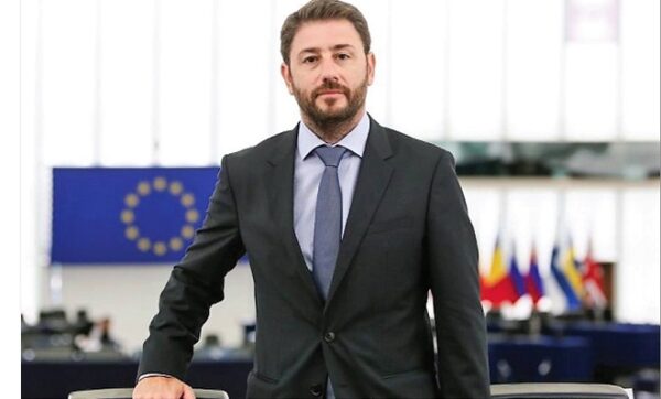 Νίκος Ανδρουλάκης: Είναι κοροϊδία η εξαγγελία για 10.000 προσλήψεις