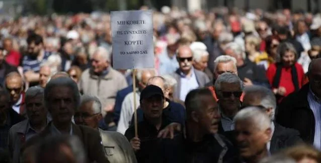 “Για γέλια και για κλάματα οι στρεβλώσεις του νόμου Κατρούγκαλου”