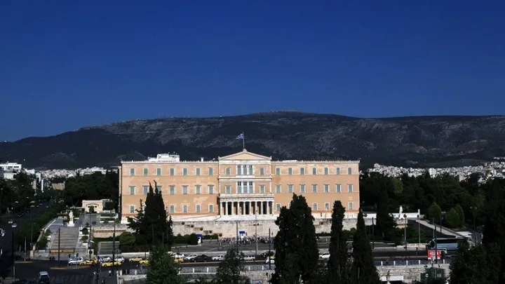 Τέσσερις πανεπιστημιακοί  για τη συνταγματική αναθεώρηση