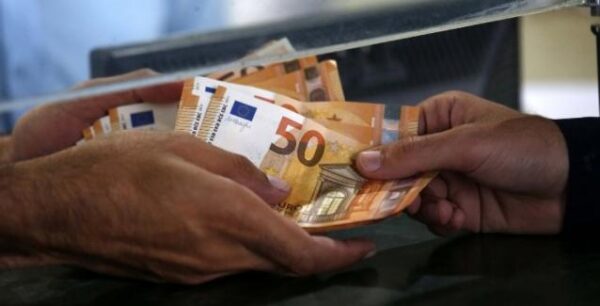 Επιστροφή φόρου εισοδήματος έως 10.000 ευρώ – Δες αν μπορείς να το πάρεις!