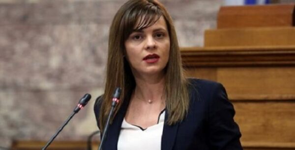 Αχτσιόγλου: Πρόγραμμα «Δεύτερης Επιχειρηματικής Ευκαιρίας» για 5.000 ανέργους