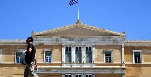 Με βελτιωμένη δυναμική εισέρχεται στο 2019 η ελληνική οικονομία – Η εγχώρια ζήτηση ανακάμπτει