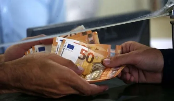 Μόλις στα 12 ευρώ το ΕΚΑΣ το 2019 – Δικαιούχοι και κριτήρια