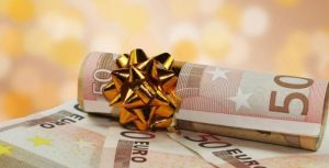 Δώρο Χριστουγέννων - Πληρωμές: Τι ισχύει για όσους είναι σε αναστολή