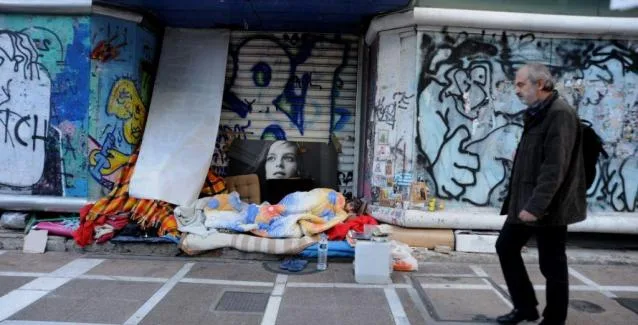 Πόσο συρρικνώθηκε το εισόδημα στα χρόνια της κρίσης