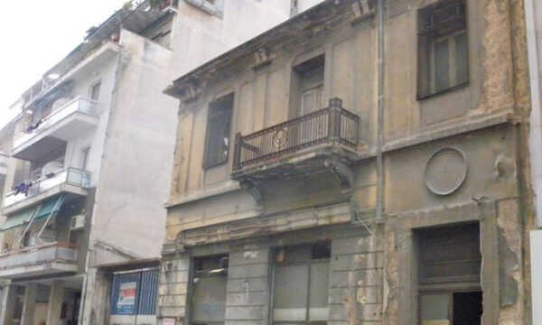 Κατεδαφίζονται ολόκληρα οικοδομικά τετράγωνα στο κέντρο της Αθήνας