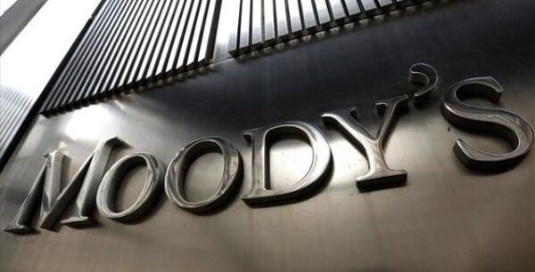 Στο «μικροσκόπιο» της Moody’s οι τέσσερις συστημικές τράπεζες