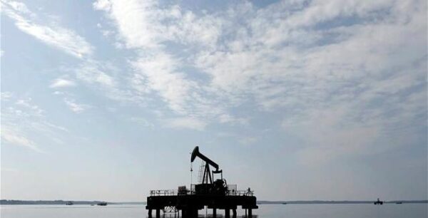 Αστάθεια στην τιμή του πετρελαίου μετά τη συμφωνία ΟΠΕΚ – Ρωσίας