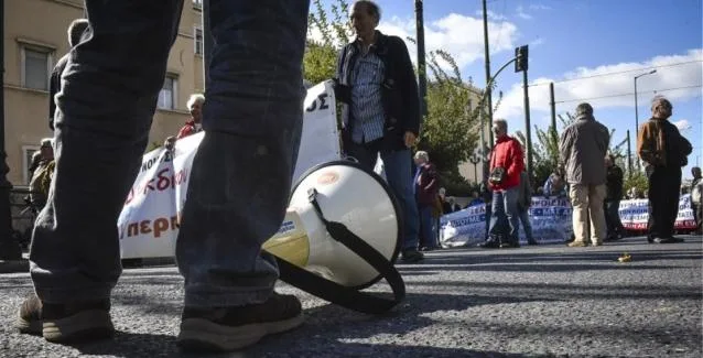 ΑΔΕΔΥ: Οι νέες συντάξεις μειώνονται έως 40% με το νόμο Κατρούγκαλου