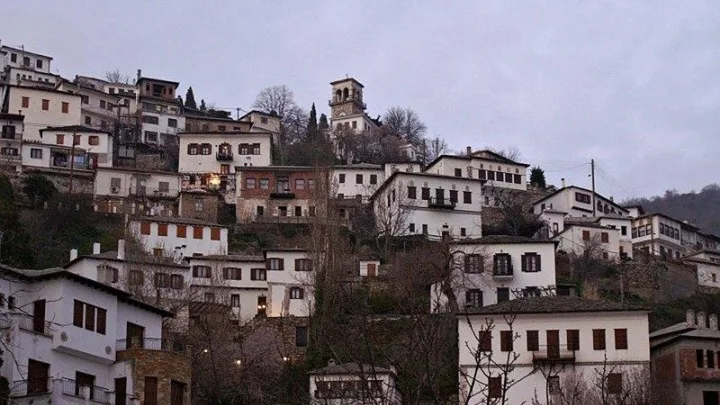 Βόλος: Κυριαρχούν τα έθιμα για τον ερχομό της Πρωτοχρονιάς