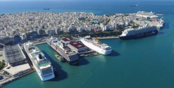 ΣτΕ: Μπλόκαρε τον διαγωνισμό για νέες προβλήτες για κρουαζιερόπλοια στον Πειραιά