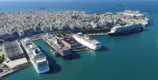 ΣτΕ: Μπλόκαρε τον διαγωνισμό για νέες προβλήτες για κρουαζιερόπλοια στον Πειραιά