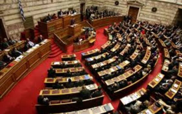 Μόνιμοι διορισμοί: Τι προβλέπεται για τους ιδιωτικούς εκπαιδευτικούς