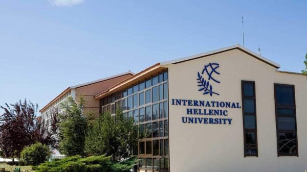Διεθνές Πανεπιστήμιο της Ελλάδας: Μνημόνιο συνεργασίας με το ΒΕΘ