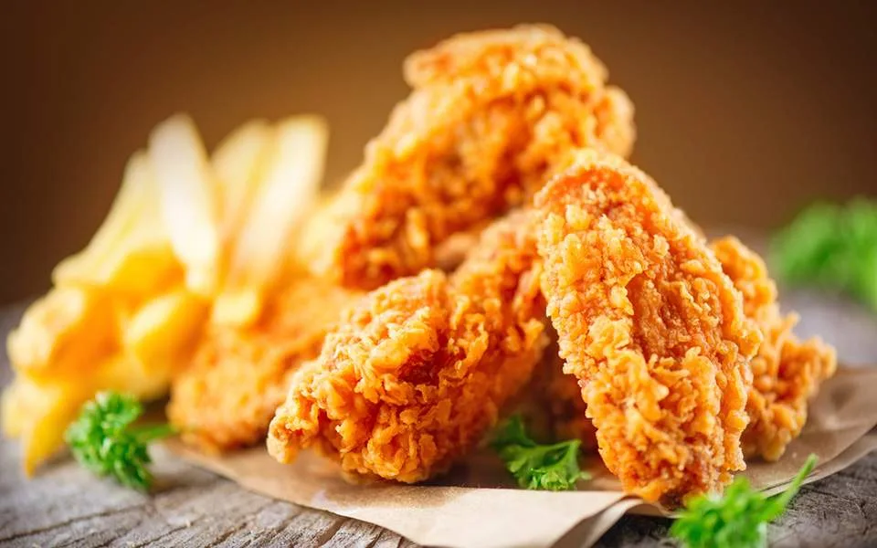 Τι μπορεί να προκαλέσει η κατανάλωση πολλών τηγανητών φαγητών