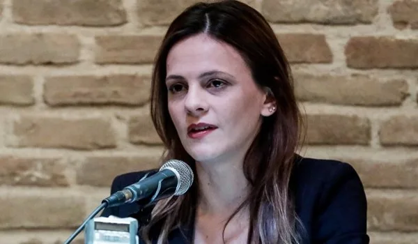 Αχτσιόγλου: Η ρύθμιση των 120 δόσεων θα προχωρήσει κανονικά