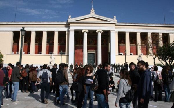 Πρόεδρος ΟΙΕΛΕ: Αυτή είναι η αριστεία που οραματίζονται κάποιοι;