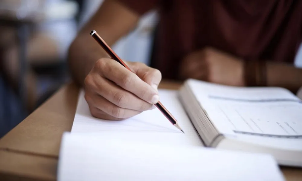 Πανελλήνιες 2019: Διευκρινίσεις στην ύλη των πανελλαδικώς εξεταζόμενων μαθημάτων ΕΠΑΛ