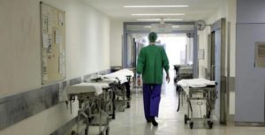 Ανανεώνονται 4.000 συμβάσεις εργαζομένων στα νοσοκομεία