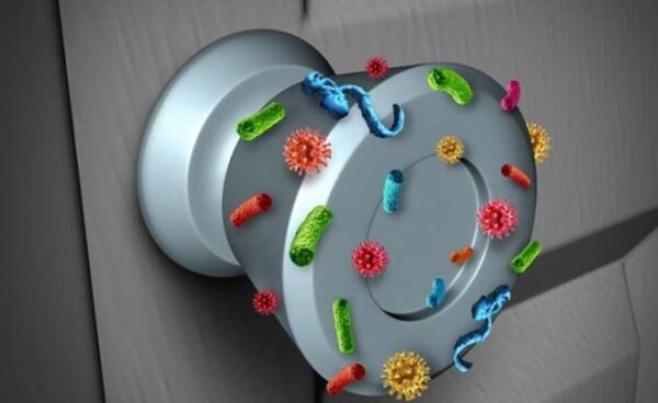 Οι ειδικοί κρούουν των κώδωνα του κινδύνου για τα υπερμικρόβια που είναι ανθεκτικά στα φάρμακα