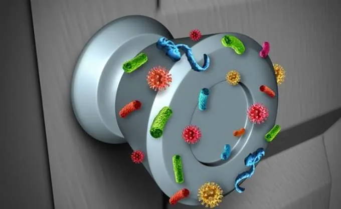 Οι ειδικοί κρούουν των κώδωνα του κινδύνου για τα υπερμικρόβια που είναι ανθεκτικά στα φάρμακα