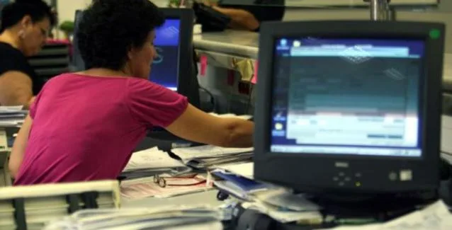 Ποιοί θα υποβάλλουν φέτος φορολογική δήλωση