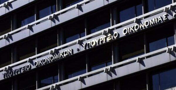 Οι τέσσερις παγίδες των τεκμηρίων για όσους έχουν χαμηλά εισοδήματα