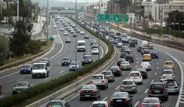 ΑΑΔΕ: Ηλεκτρονική σαφάρι για τα ανασφάλιστα οχήματα