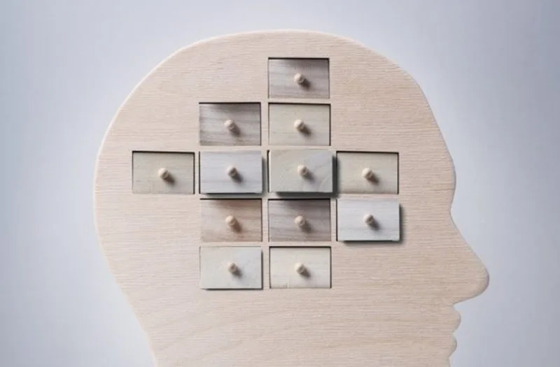 Εκφράζουμε άποψη για τα πάντα, είναι όμως δική μας;