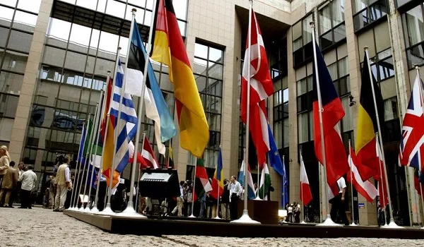 Προθεσμία 10 ημερών για τη δόση του 1 δισ. στο Eurogroup