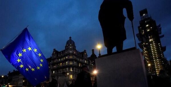 Είναι ακόμη πιθανό ένα άτακτο Brexit σε εννέα ημέρες;