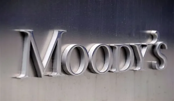 Η Moody’s αναβάθμισε ελληνικές τράπεζες