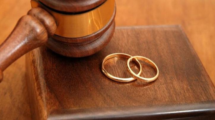 19.190 αποφάσεις διαζυγίων εκδόθηκαν το 2017 από τα Πρωτοδικεία