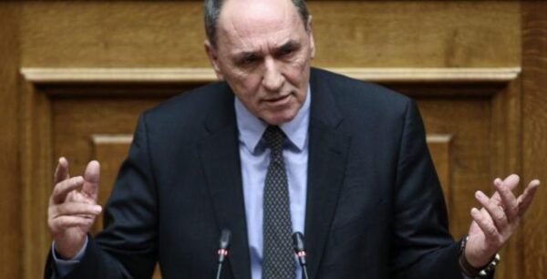 Σταθάκης: Ανοικτό το ενδεχόμενο νέου διαγωνισμού για αποκρατικοποίηση ΕΛΠΕ – ΔΕΠΑ