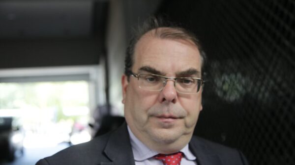 Ευσταθόπουλος: Απόσυρση και του νομοσχεδίου και του υπουργού Παιδείας