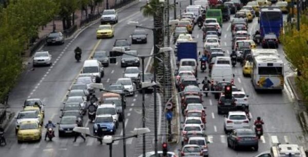 Έρχονται τα τέλη κυκλοφορίας με τον μήνα – Τι πρέπει να γνωρίζετε