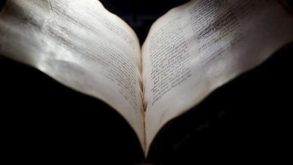 Χριστιανικά χειρόγραφα ψηφιοποιούνται στην Ιερά Μονή της Αγίας Αικατερίνης του Σινά