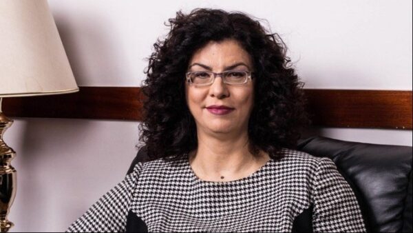 Καραμεσίνη: Ανακάμπτει η μεσαία τάξη λόγω της αύξησης των θέσεων εργασίας στην οικονομία