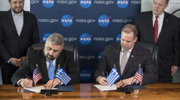 «Οι νέοι πάντα θα ενδιαφέρονται να συμμετέχουν σε εγχειρήματα όπως το “Hellas to the Moon”»