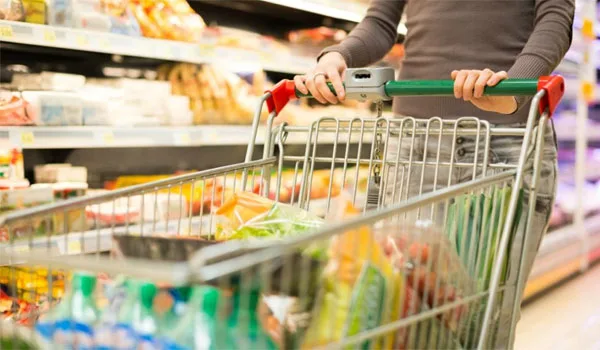 Πληθωρισμός: Ελάχιστη μείωση τον Ιούλιο – Αυξημένα ποσοστά στην Ευρωζώνη