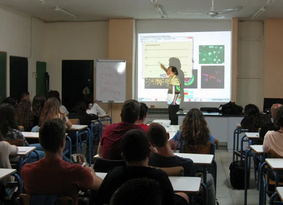 Εξοπλισμός Τηλεδιάσκεψης – Τηλεκπαίδευσης σε όλα τα ΕΠΑΛ