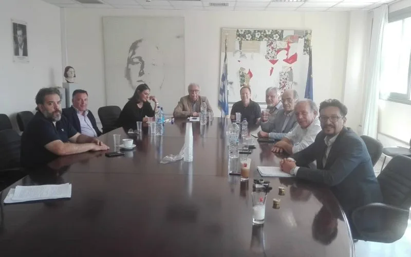 Συνάντηση εκπροσώπων των εργαζομένων και των κοινωνικών εταίρων με τον Κ. Γαβρόγλου για το μέλλον του ΕΟΠΠΕΠ