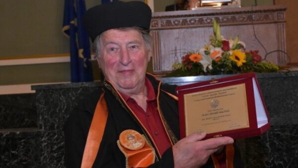 Επίτιμος διδάκτορας του ΑΠΘ αναγορεύτηκε ο Γερμανός καθηγητής Franz Erhard Walther