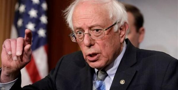 Σάντερς: Επιβολή φόρου στη Wall Street για την πληρωμή φοιτητικών δανείων ύψους 1,6 τρισ.