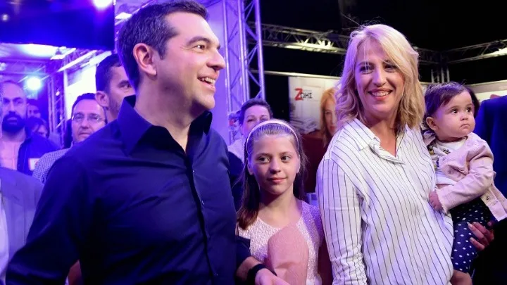 Τσίπρας προς τους εκλεγέντες: Να κάνετε καλύτερες πόλεις και κοινωνίες