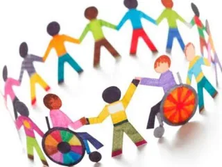 Δήμος Πειραιά: Δωρεάν χρήση των παιχνιδιών στα χριστουγεννιάτικα πάρκα για τους μαθητές των ειδικών σχολείων